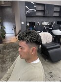ホワイトメッシュ＋極道パーマ