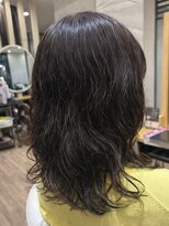 メロウ(Mellow) ナチュラルな動きと艶感が映える大人ミディアム