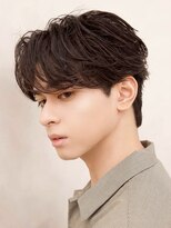 ルーシー 名古屋栄(LUCEY) センターパートニュアンスパーマフェザーパーマ波巻きパーマ