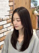 ラシェル パル ノエル(Laciel par Noel) セミロング_センターパート_艶髪ストレート