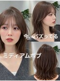 ミディアム/ミディアムレイヤー／レイヤーカット/ミディアムボブ