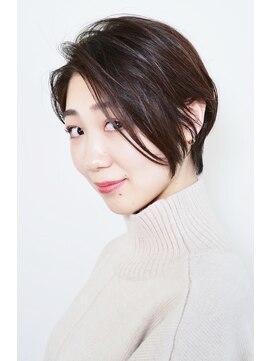 オンズ(11onze) ショートボブ