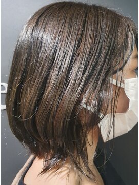 レヴィ(Levie) ミディショート