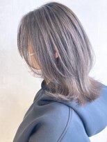 アイティーバイアルバム 松戸店(IT by ALBUM)&nbsp;グレージュレイヤー_カーキグレージュマッシュショート_ba317073