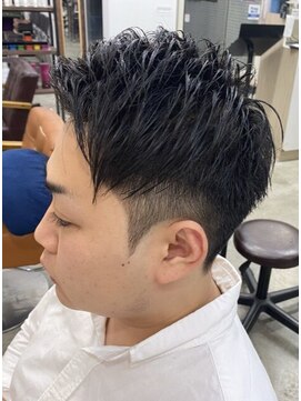 ルーダス 新保店(Rudus) ビジネスショート×ツーブロックスタイル