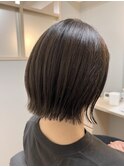 切りっぱなしボブ/鈴木悠菜