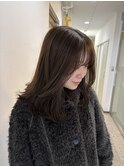 くすみベージュ×レイヤー