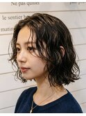 ボブ×濡れ髪ウェーブ