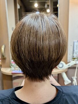 リンクス ヘアスタジオ 【高岡/リンクス】ショートボブ＋カラー
