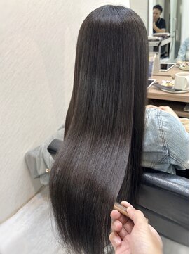 アールサロンギンザ(Rr SALON GINZA) 【最高級 髪質改善】クリスタル RrSALON Hydro XE treatment