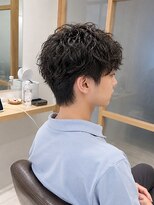 キオナ 勝どき(Kiona) メンズカット/波巻きニュアンスパーマ/ショート