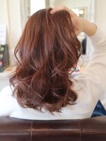 シェア(SHARE hair make works)&nbsp;【３０代・４０代】オレンジベージュのカールミディアムヘア