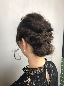 ラトリエ ブロカント 立川北口店(L'atelier BROCANTE) ノットヘア 結婚式 二次会 パーティー 花嫁 ヘアアレンジ