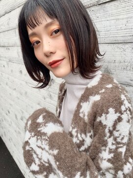 ヘア アンド メイク アートレス(Hair and Make Art less) 切りっぱなしボブ