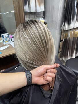 ラフ(LAFF) #黒髪#ボブルフ#ネビージュ#小顔#ワンレン