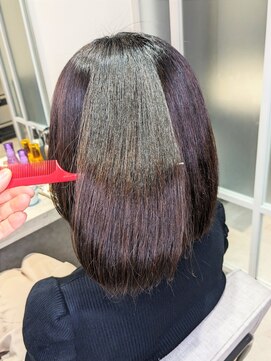 ナカドット エマノン 池袋(__naka.__ EMANON) ショートボブ・縮毛矯正(酸性ストレート)・艶ブラウンヘアー