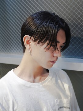 アルファ 新宿(alpha) フェザーパーマ/刈り上げセンターパート/サーフカール[新宿]