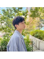 ゴールドシブヤ(GOALD SHIBUYA)&nbsp;ナチュラルマッシュシースルーニュアンスセンターパート刈り上げ