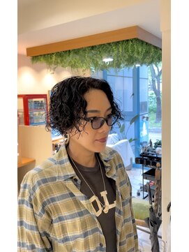 シアン 栄店(CYAN.) くるくるスパイラルパーマ【大石】