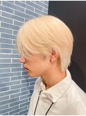 金髪センターパート