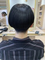 アッシュ 仙川店(Ash)&nbsp;黄金比　刈り上げ女子　耳掛け　ショート　アシンメトリー　仙川