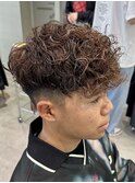 スペインカールツイストパーマ波巻きパーマメンズカットフェード