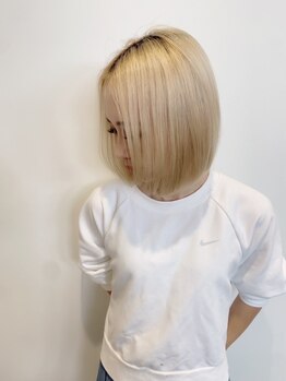 ウシワカマルガーデン(ushiwakamaru Garden)の写真/『女性らしい丸みのあるショート』から、『かっこいいクールなショート』まで幅広く似合わせます◎