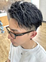 スカイ(SKY)&nbsp;ツイスパ/波巻き/眉毛/バーバー/ニュアンスパーマ/ブリーチ