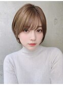小顔耳かけ丸みショート×くすみベージュ[横浜駅]
