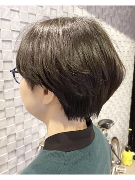 ヘアリゾート バルボア アイランド(hair resort Balboa Island) 黒髪ショート