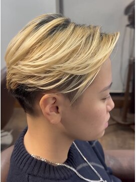 ワースホワイル(WORTH WHILE) 暗めカラーフェイスフレーミンググランマッシュアッシュカラー