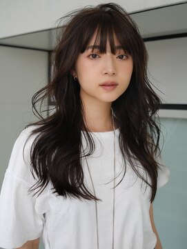 ノラ シブヤ(NORA) ハッシュカットミディアムレイヤーウルフボブ顔まわりレイヤー