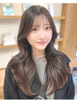 ルエ(rue) 韓国風くびれレイヤー髪質改善ダークブラウン小顔美髪ワンホン