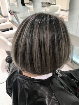 イメージア ボーノ相模大野店(IMAGE-A) 【立体感際立つ】ハイライトボブ