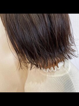 シエルト(cierto...) お手入れ要らずの切りっぱなしボブ