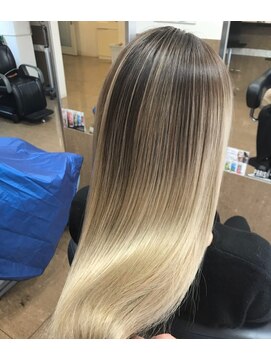 ラチーマ(la.cima) バレイヤージュ