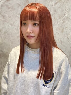 ダブルバイグリッター(W by GRITTERs) キャロットオレンジ 顔周りレイヤー　艶髪 姫カット