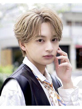 オーシャントーキョー 渋谷神南(OCEAN TOKYO) ハイライトミルクティーベージュツーブロックメンズマッシュ