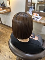 ミツバ(3tuba)&nbsp;パツっと切りっぱなしボブ