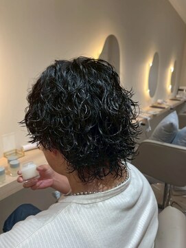 ルーチェココ ブラン(Lu'ce coco blanc) スペインカールウェットニュアンスパーマ