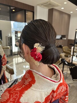 アール 多治見店(#arl) タイトシニヨン