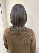 エストレーラ(estrela)&nbsp;『estrela』外国人風 切りっぱなし外はねボブディ