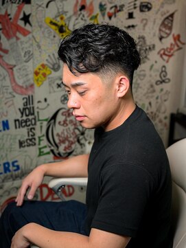 サンアンドマーリィズバーバー 駅前店(SON&MARLEY'S BAR BER) フェザーパーマ厚木/海老名/神奈川/パーマ/エビーにゃ