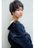 コンパクトにお洒落なカジュアルショート。