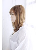 シュシュット(chouchoute)&nbsp;吉祥寺3分黒髪ホワイトアッシュショートパーマエアリーミディ023