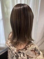 ツムグ 代官山店(TUMUGU) 30代40代50代ショコラアッシュ白髪ぼかしこなれミディアム代官山