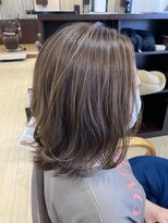 アッシュ アーティスティック スタジオ オブ ヘア(Ash artistic studio of hair)&nbsp;ナチュラルハイライト