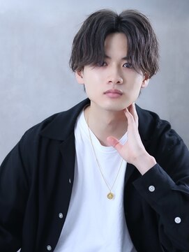 リップス 栄(LIPPS) ソフトツイストスパイラル前下がりセンターパート