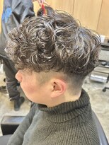 ニアウ 伊勢崎連取店(Niau)&nbsp;メンズマッシュパーマツイストスパイラルパーマ波巻きパーマ