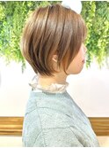 美髪シアーカラーピンクブラウンショートカット切りっぱなしボブ